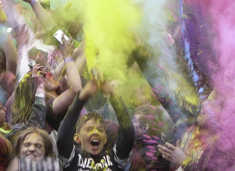 Colour Party1